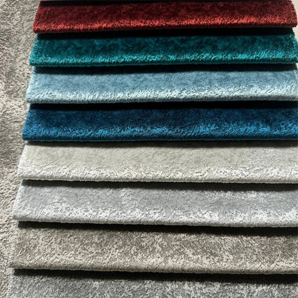 Särav sametine diivanikangas